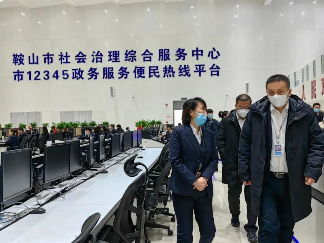 數(shù)九冬風冰雪寒，新春慰問關懷暖